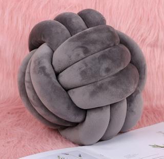 Nordic Knot Pillow