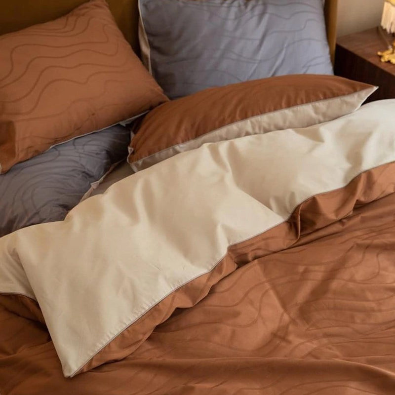 Strongsville Reversible Duvet Cover Set