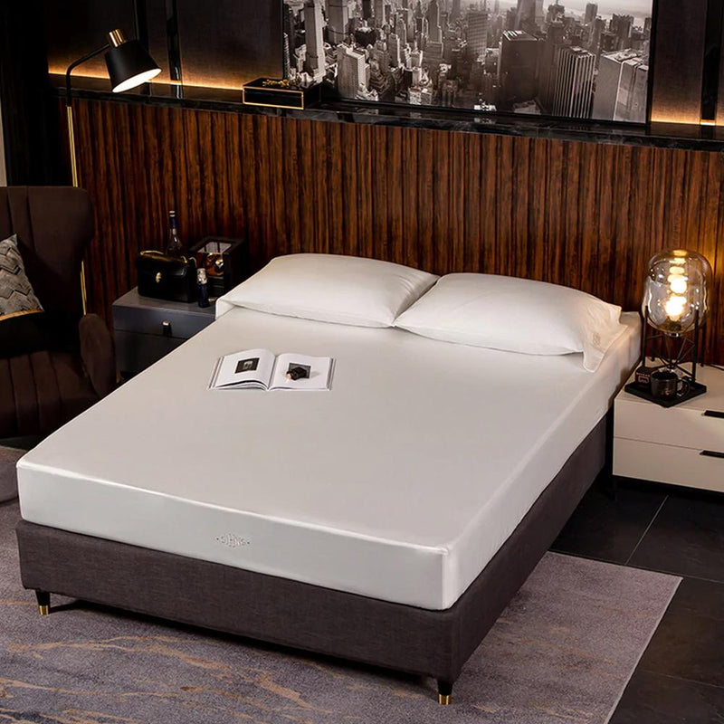 Egyptian White Duvet Cover & Sheet Set