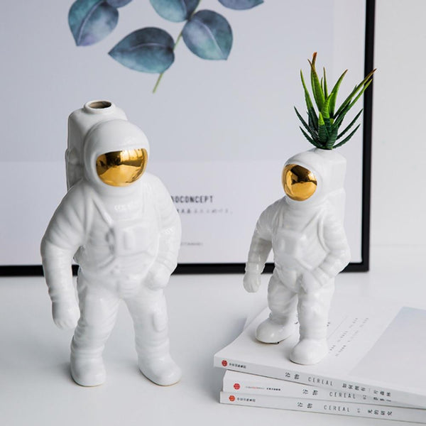 White Gold Astronaut Vase